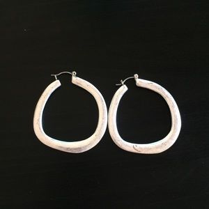 ROUND ABOUT Silver Earrings by Premier Designs